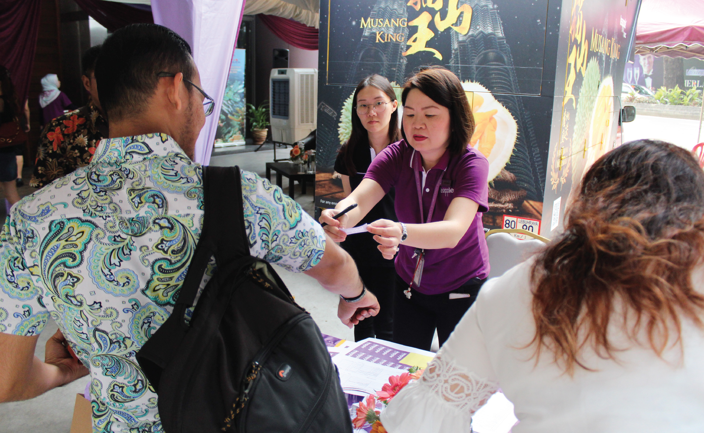 YB Tuan Muhammad Bakhtiar bin Wan Chik Arrival